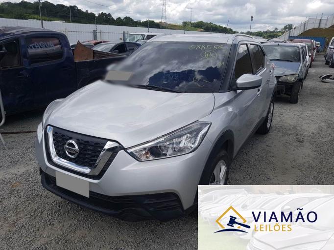 NISSAN KICKS 18/18