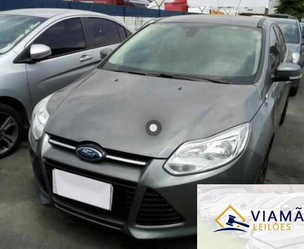 FORD FOCUS SEDAN 13/14